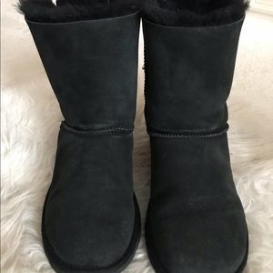 UGG Shoes - Uggs size 8 in perfect condition UGG Shoes - Uggs size 8 in perfect condition
